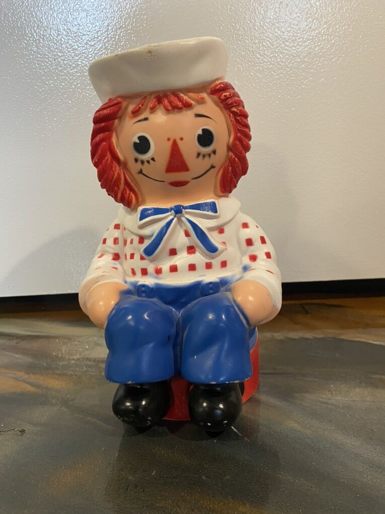 Vintage 1972 Raggedy Andy bank