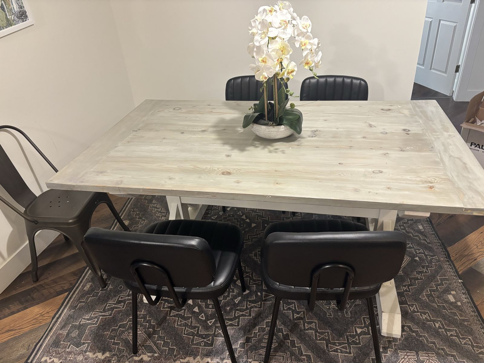 Farmhouse Style Dining Table & 4 Chairs - Light Wood & Black Seating Set