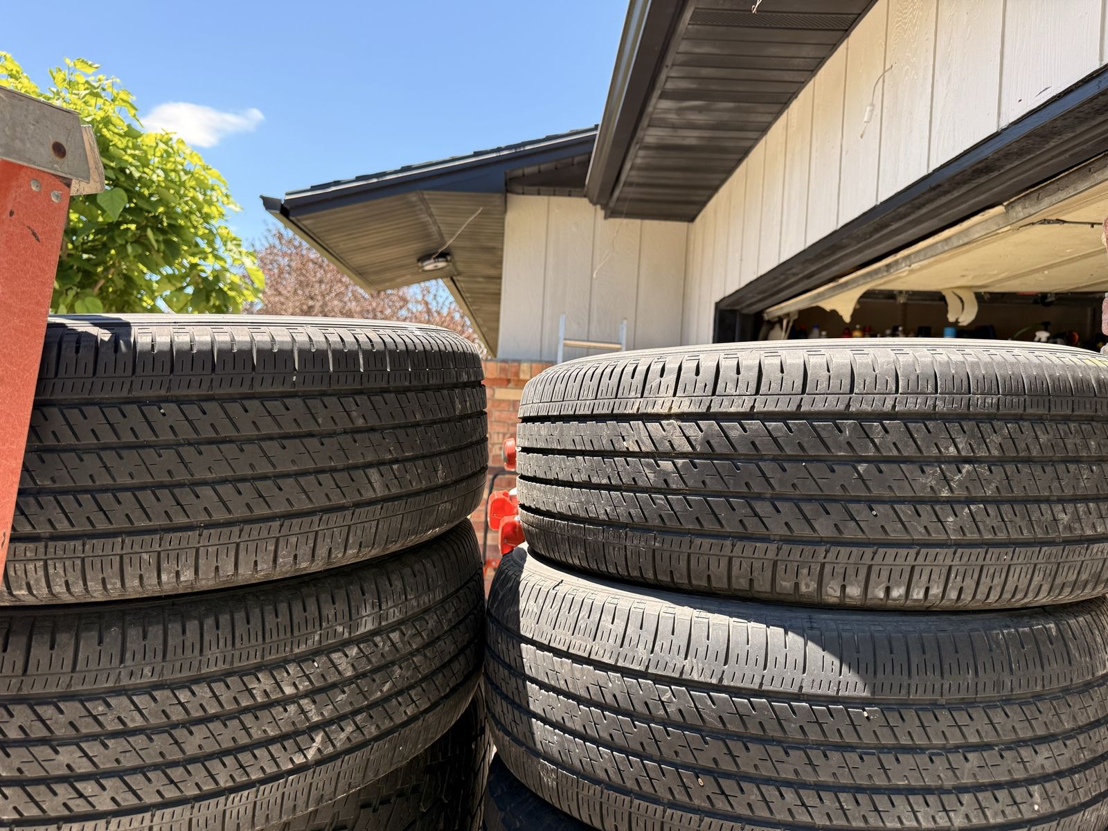 Bridgestone Dueler H/L Alenza 265/65R18 114T M+S Tires (Set of 4)