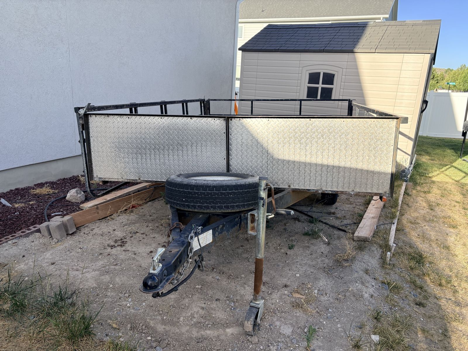 Voyager atv side ramp trailer 7’x10’ Uw/ Spare Tire
