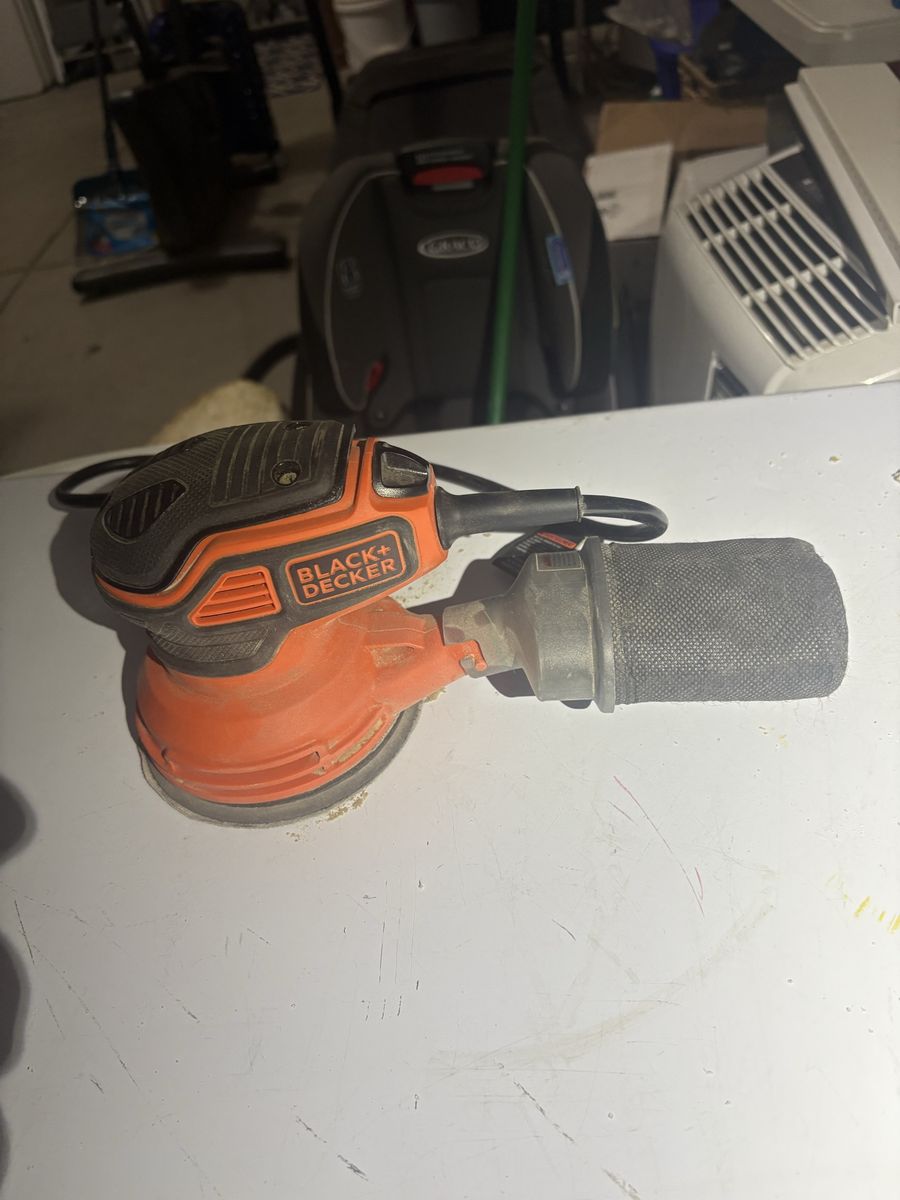 Orbital palm sander