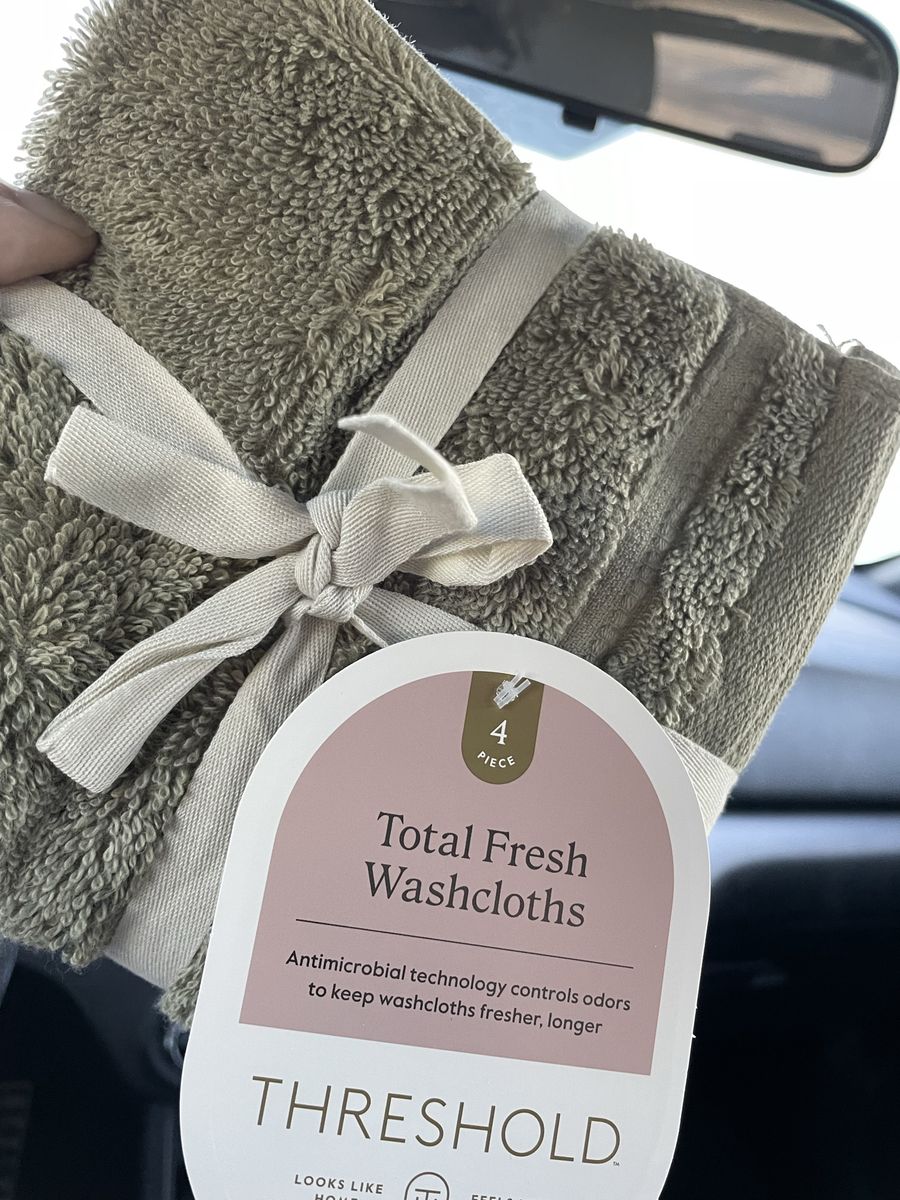 New sage green 4 pack of total fresh washcloths