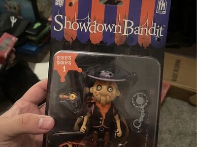 Showdown Bandit Figure