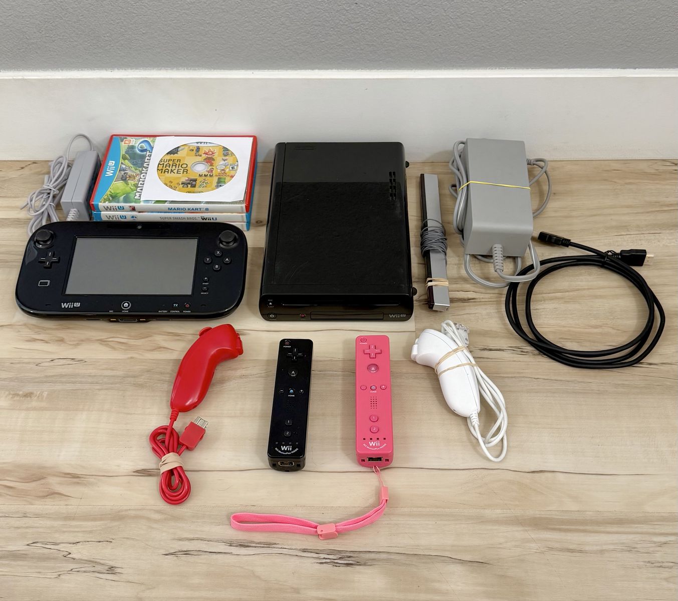 Wii U + 4-Games Bundle