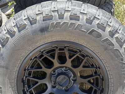 KMC BLACK RIMS