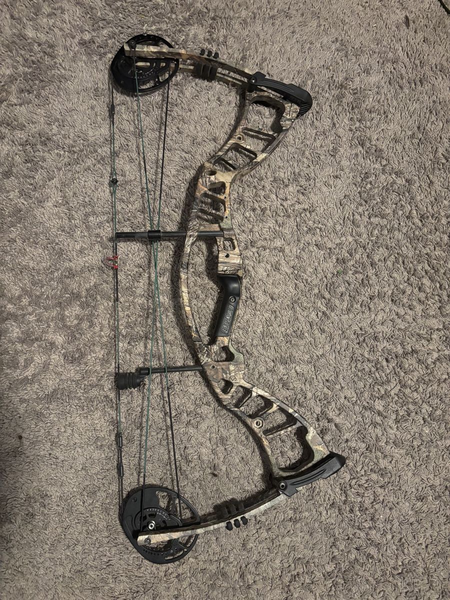 Hoyt Powermax Compound Bow RH 60-70