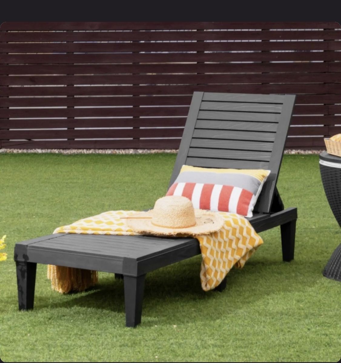 Outdoor Chaise Lounge Chairs
