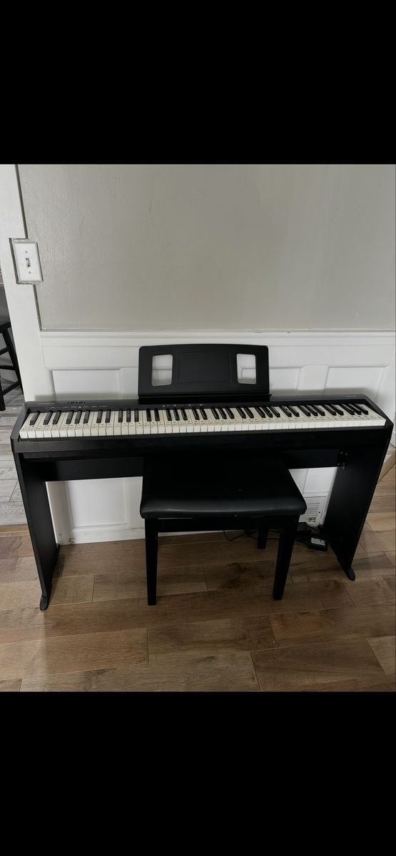 Roland GO-88P GO:PIANO Digital Piano 88-Key w/ Bench, Stand, and Sheet Music Holder