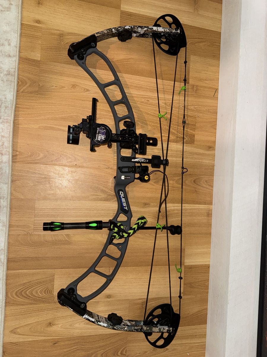 Quest Compound Bow Package - left Handed Bow