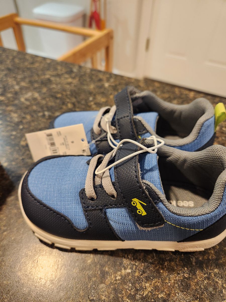 See Kai Run 9t Toddler Kid shoes