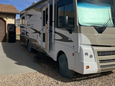 2008 Winnebago Sightseer 30B $25000 OBO