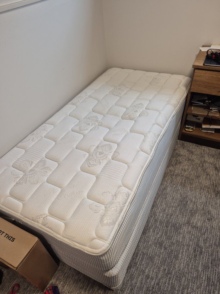 twin bed mattress a mnd box frame