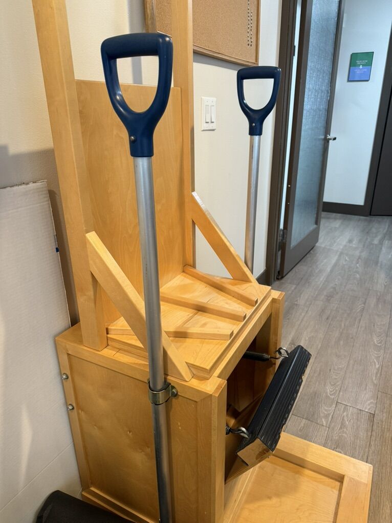 Pilates Gratz Wood High Chair