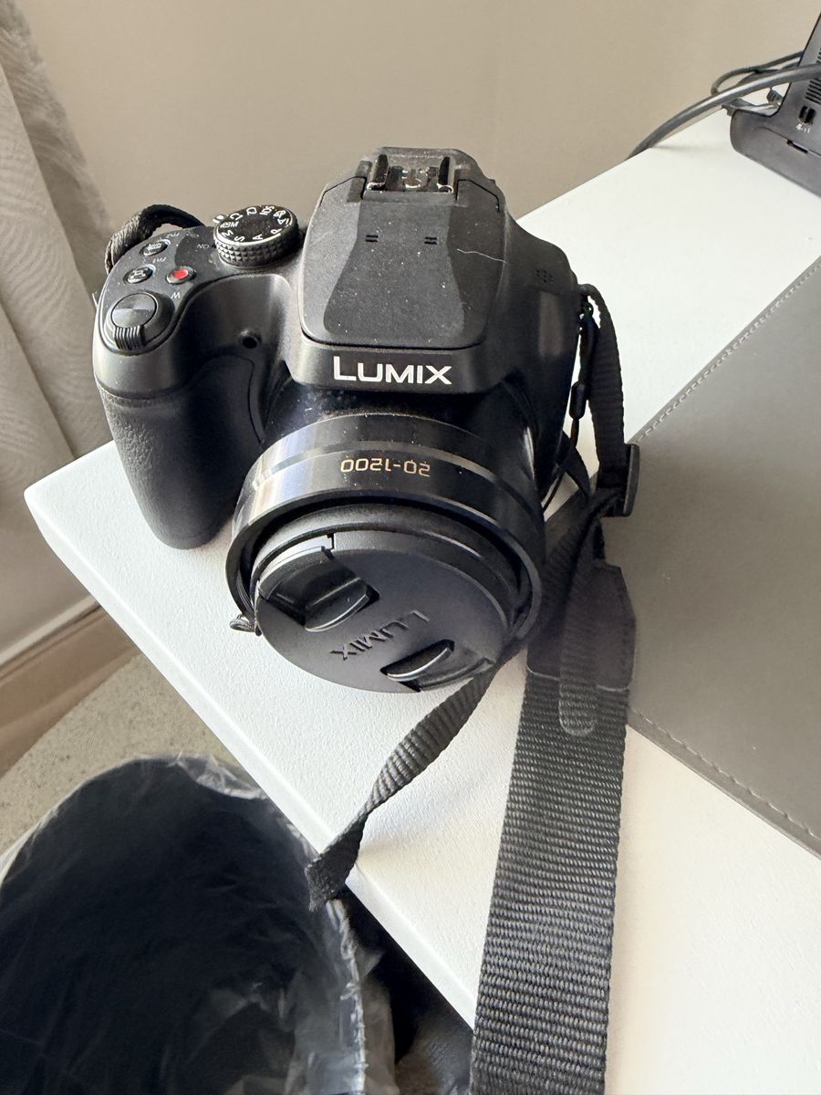 Panasonic LUMIX DC-FZ80D
