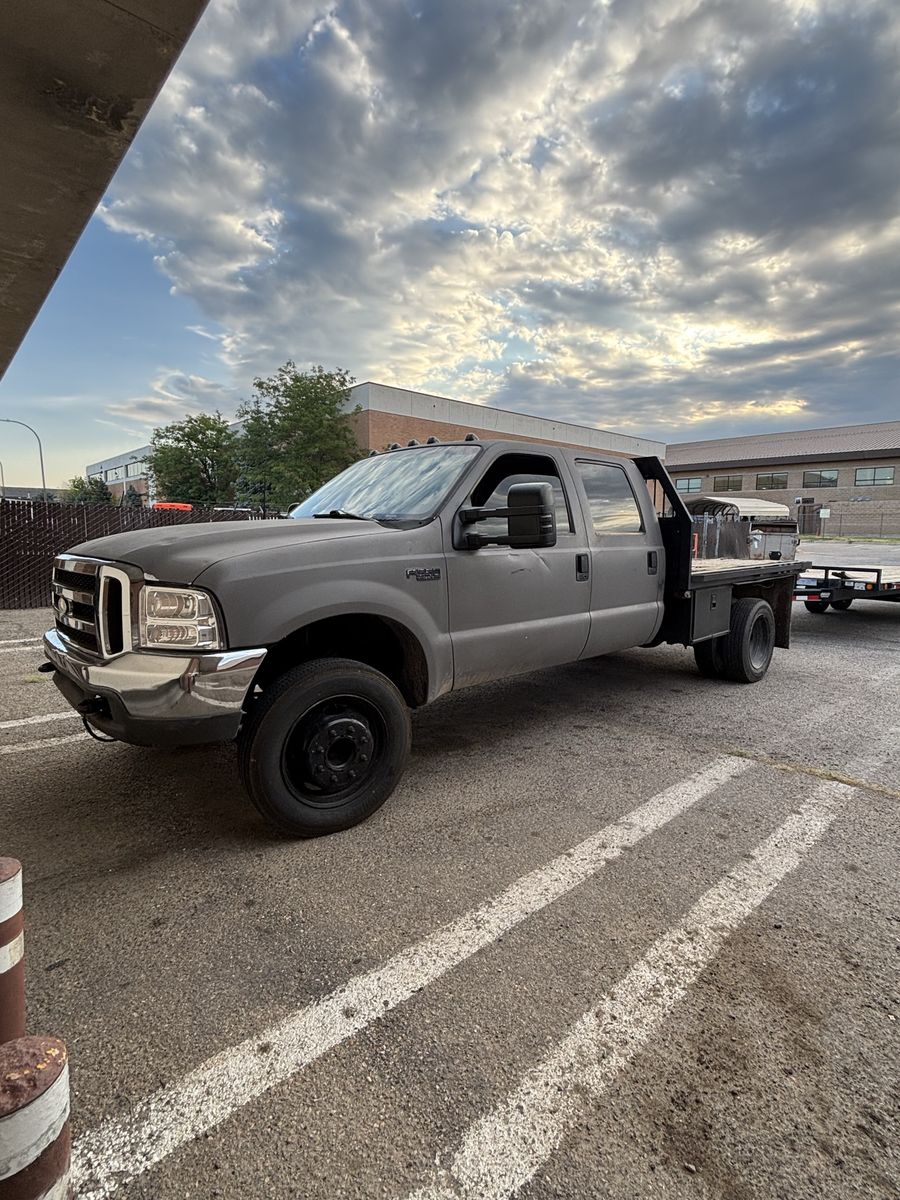 1999 Ford F-550 XL
