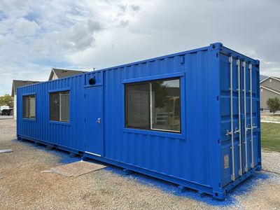 Shipping Container 40 one trip full spec