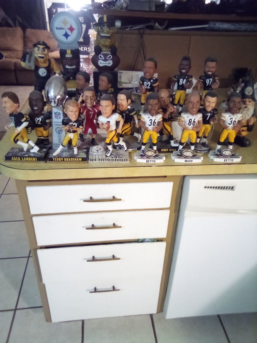 Pittsburgh Steelers NFL Football Bobblehead Lot - Various Players & Collectibles