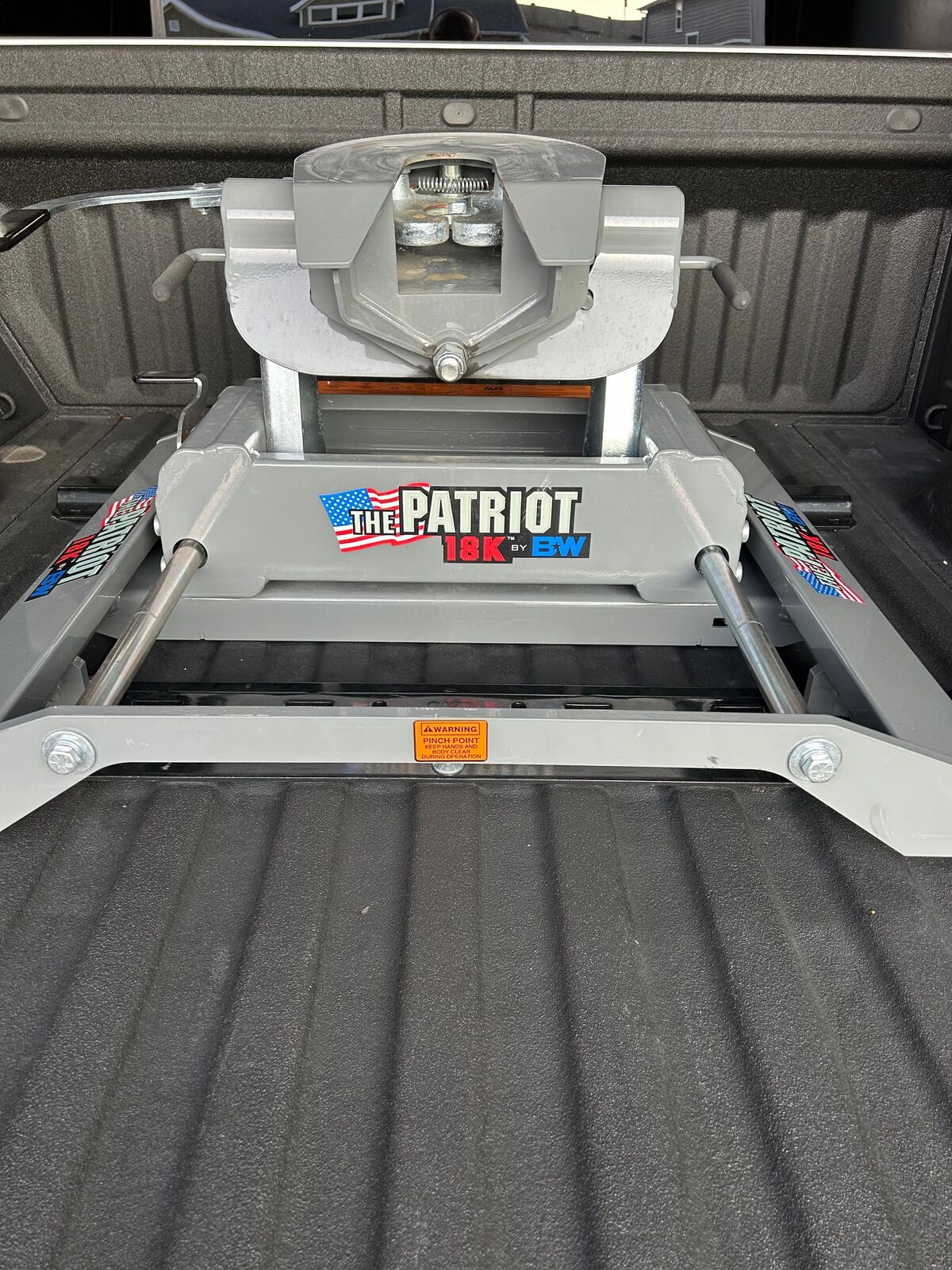 B&W 18k 5th Wheel Slider Hitch