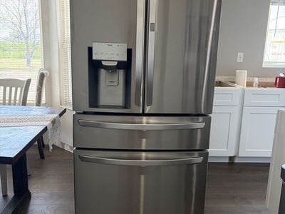 LG French Door Refrigerator with Ice Dispenser, Double Freezer Drawers Stainless Steel and Craft Ice Maker
