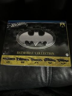 Hot Wheels Batmobile Collection 5-Vehicle Box Set