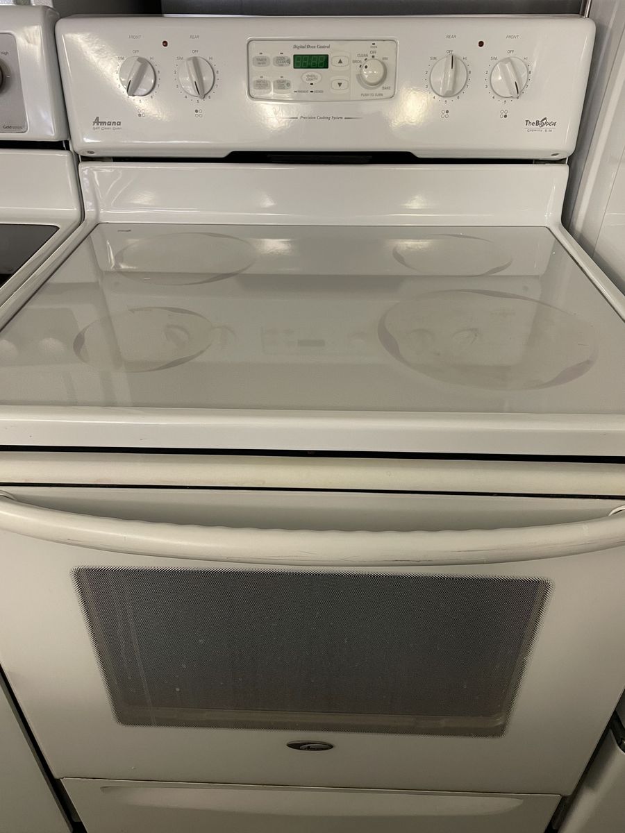 Amana All White Electric Range, Clean, Working Perfectly, Comes With Warranty!