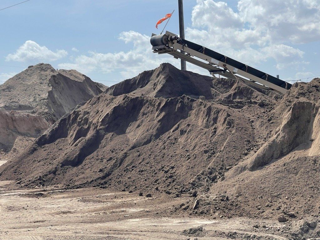 Topsoil, Screened