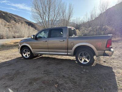 2010 DODGE RAM 1500 Laramie
