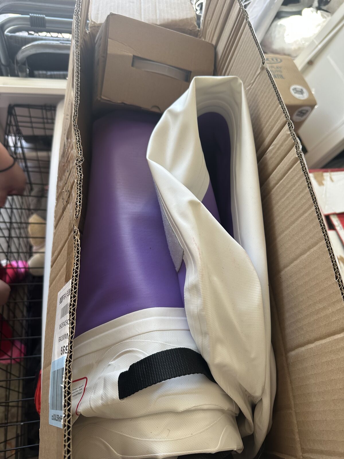 Inflatable gymnastics mat with pump included