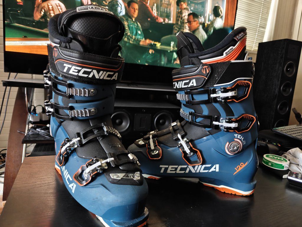 Tecnica Ten.2 120 Size 28 HVL Ski Boots