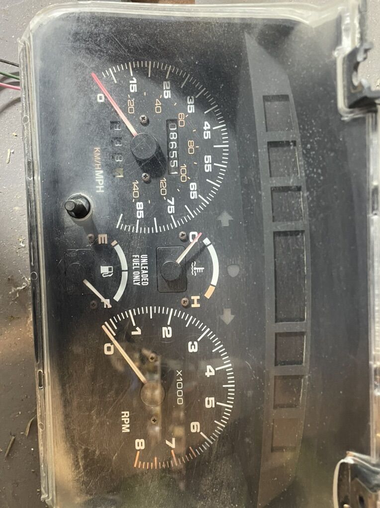 DasH Gauges Geo Tracker