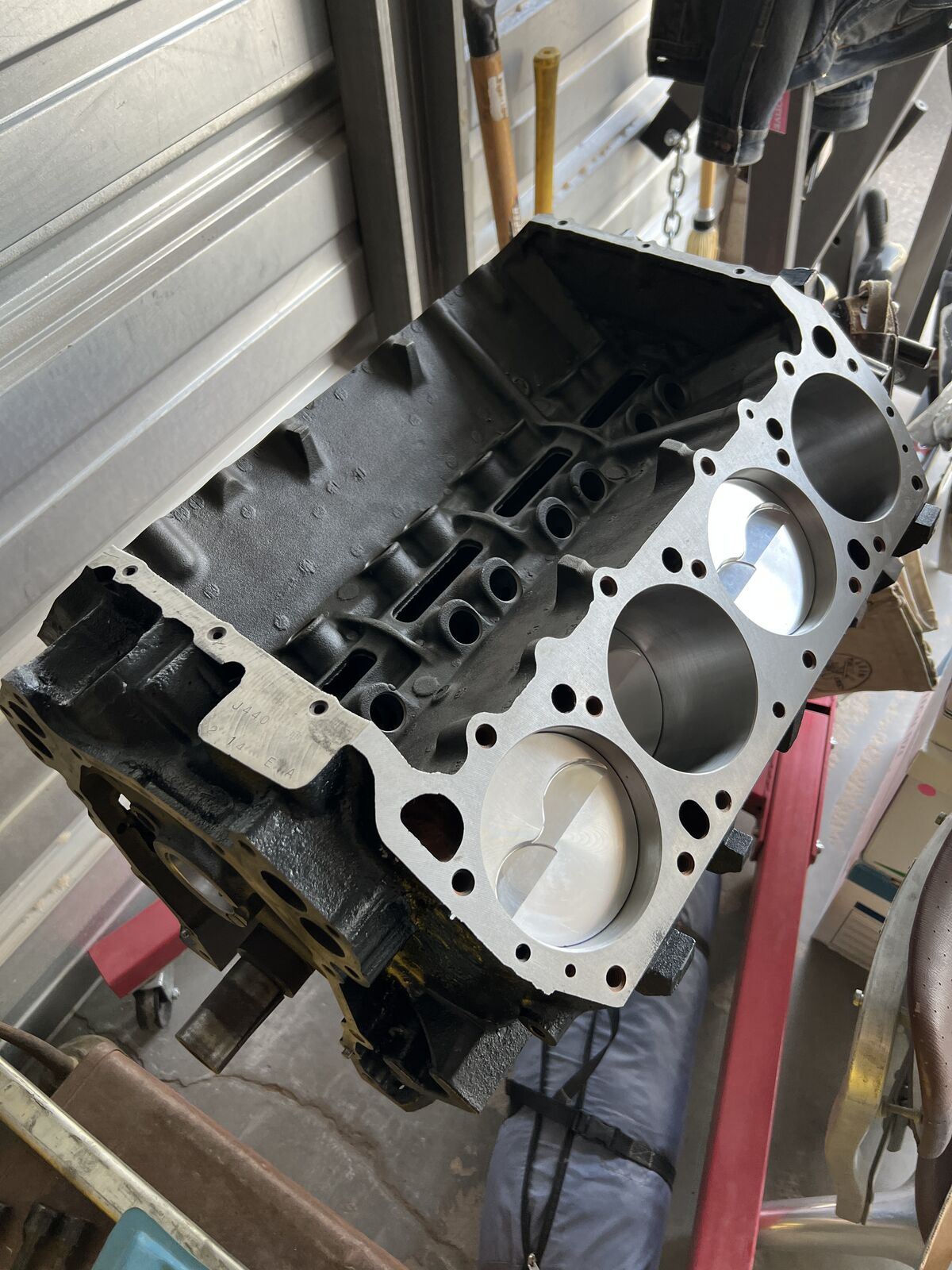 CHRYSLER 440 RB Engine Block REBUILT (.030 over) + NEW Distributor, Alternator & Damper