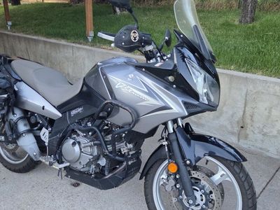 Suzuki V-Strom DL650 2009 - Low Miles, Tusk Saddlebags, Adventure Ready