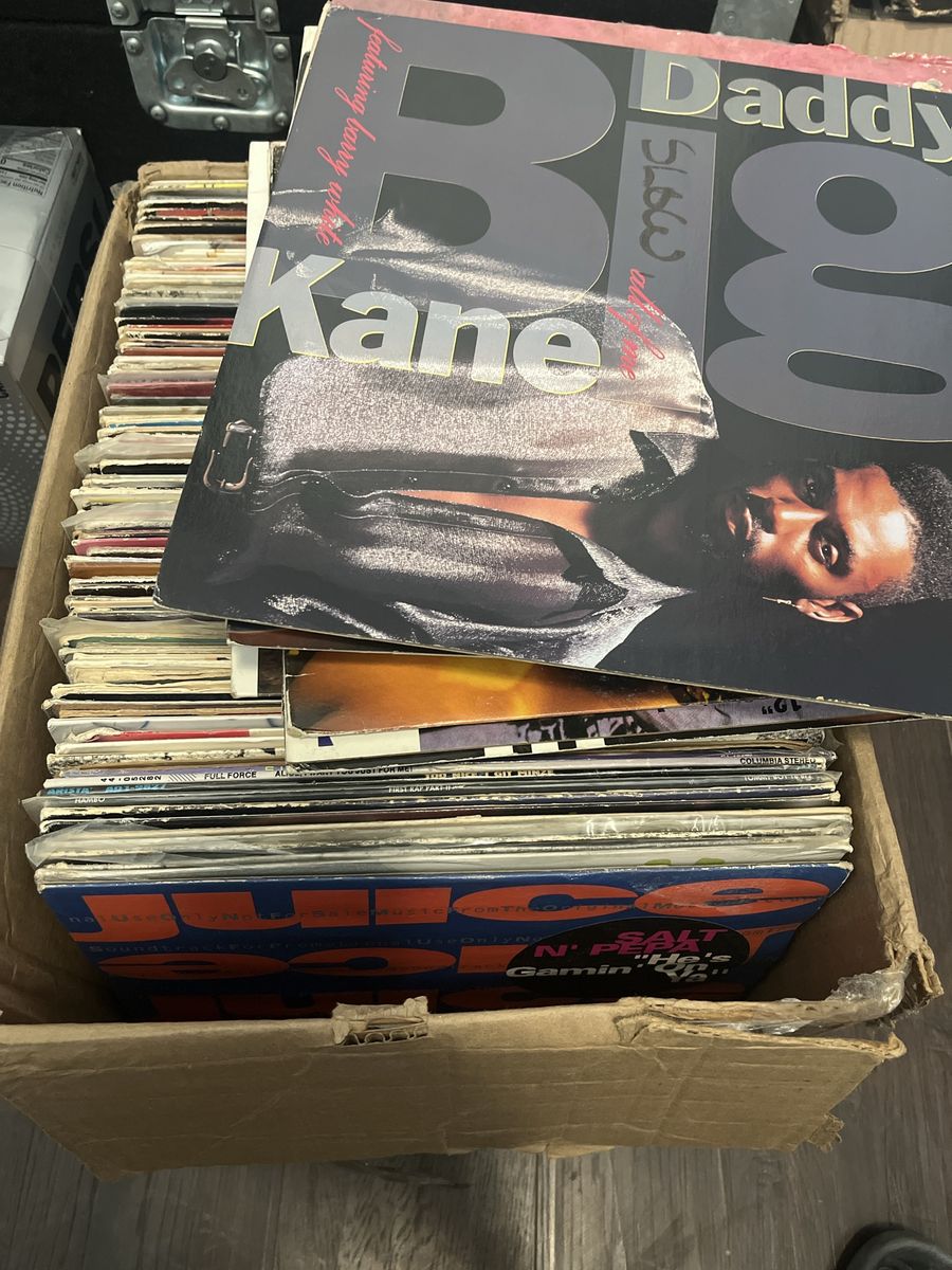 130 12-Inch Hip Hop & R&B Vinyl Record Singles Lot - Classic 80s/90s Rap