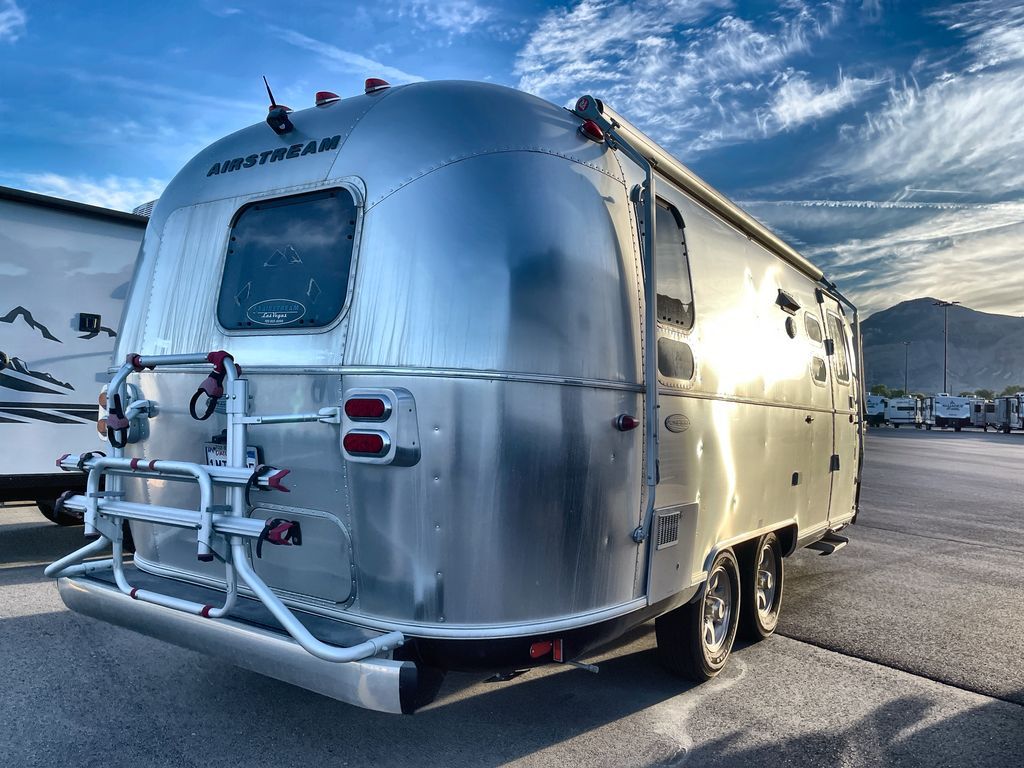 Used 2019 Airstream Flying Cloud 23CB