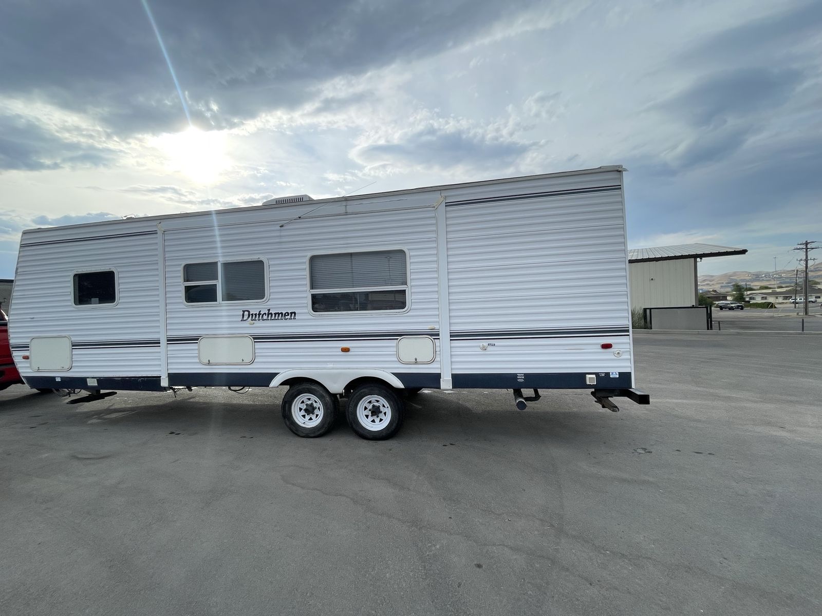 2005 Dutchmen 27ft 