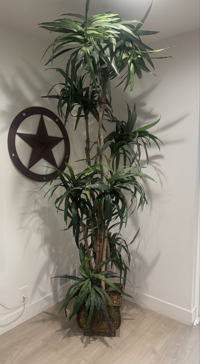 8 Ft Tall Faux Tree