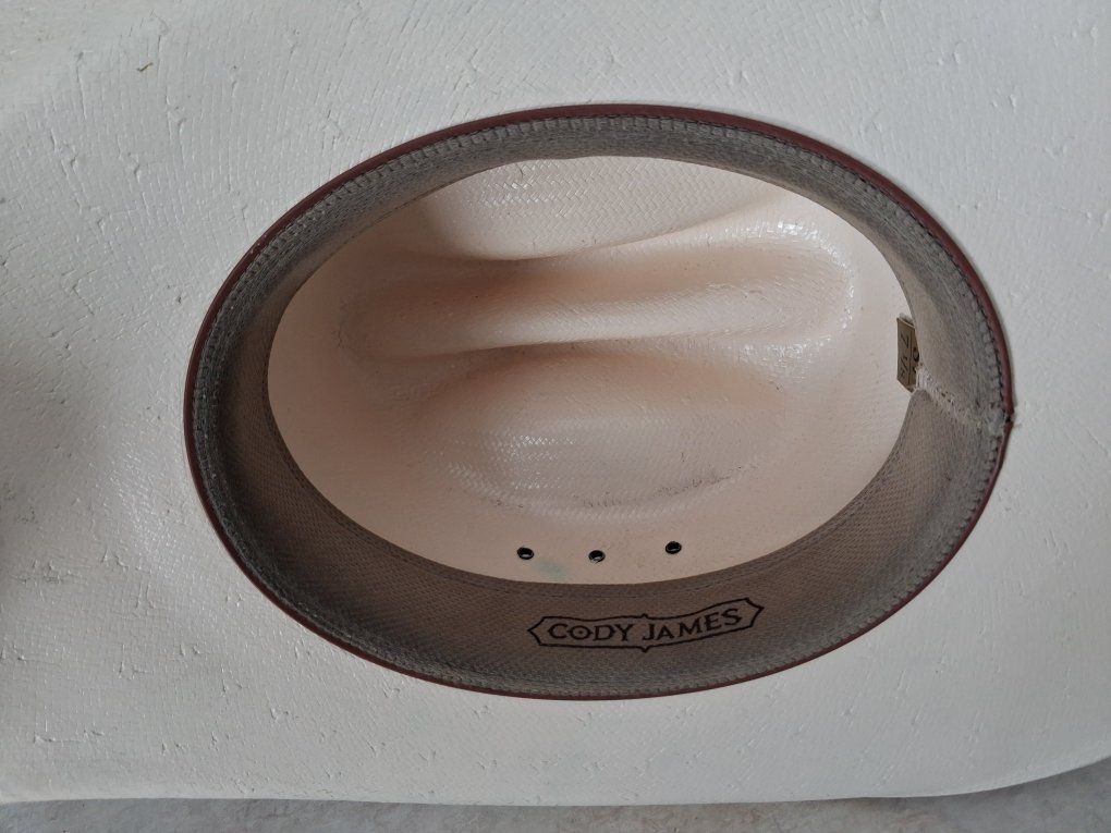Main image 2