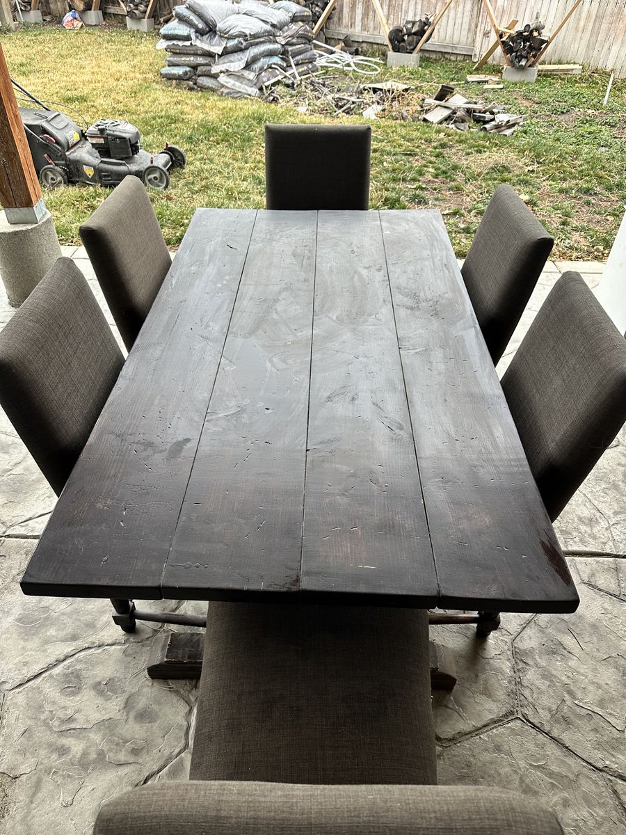 Dining Room Table And Chairs