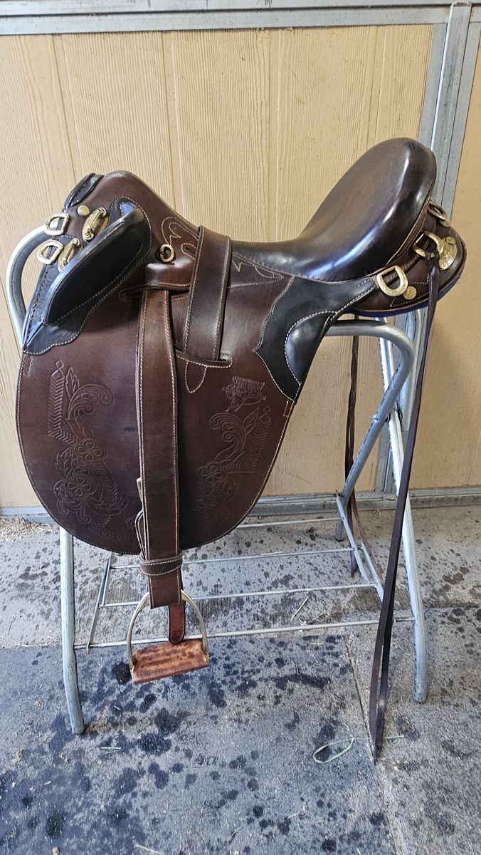 "DownUnder Superior Kimberly Poly Aussie saddle."