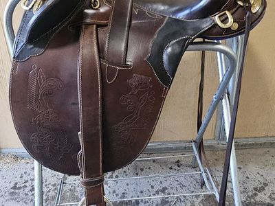 "DownUnder Superior Kimberly Poly Aussie saddle."