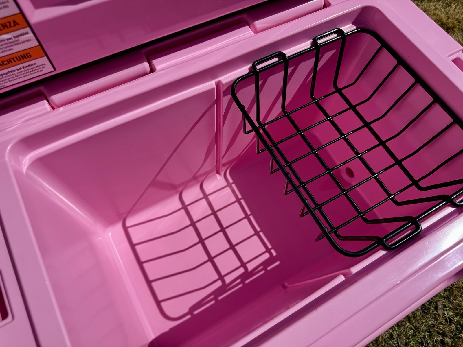 Yeti 45 Tundra: Breast Cancer Awareness Power Pink *LIMITED EDITION**