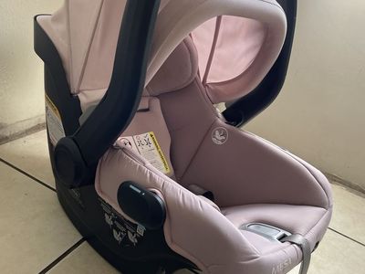 Uppababy Mesa V2 Carseat