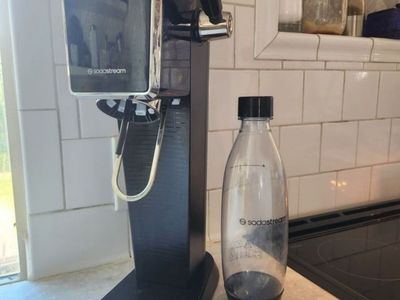 Sodastream Fizzi One Touch Sparkling Water Maker - Black w/ Bottle