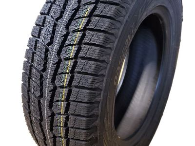4 NOS TOYO OBSERVE GSI-6 LS BSW P 235 65 17 104H WINTER TIRE 149470