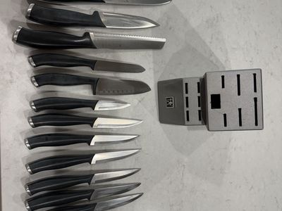 Henckels knife set