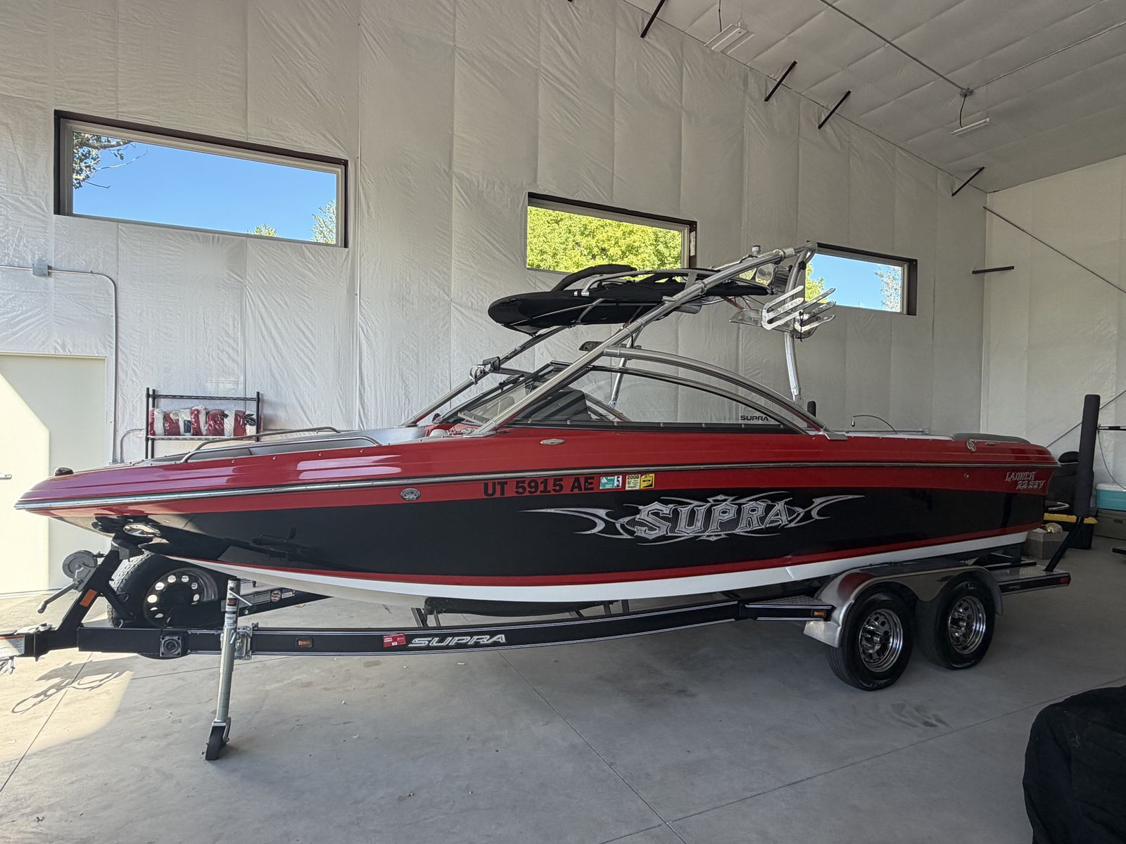 2007 Supra Launch 22 SSV Boat