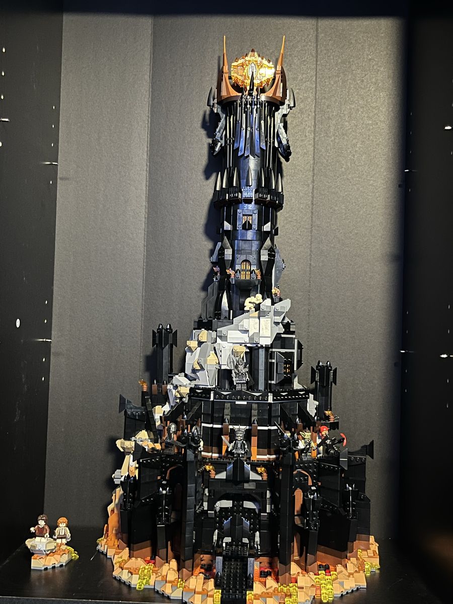 Barad Dûr Lego Set