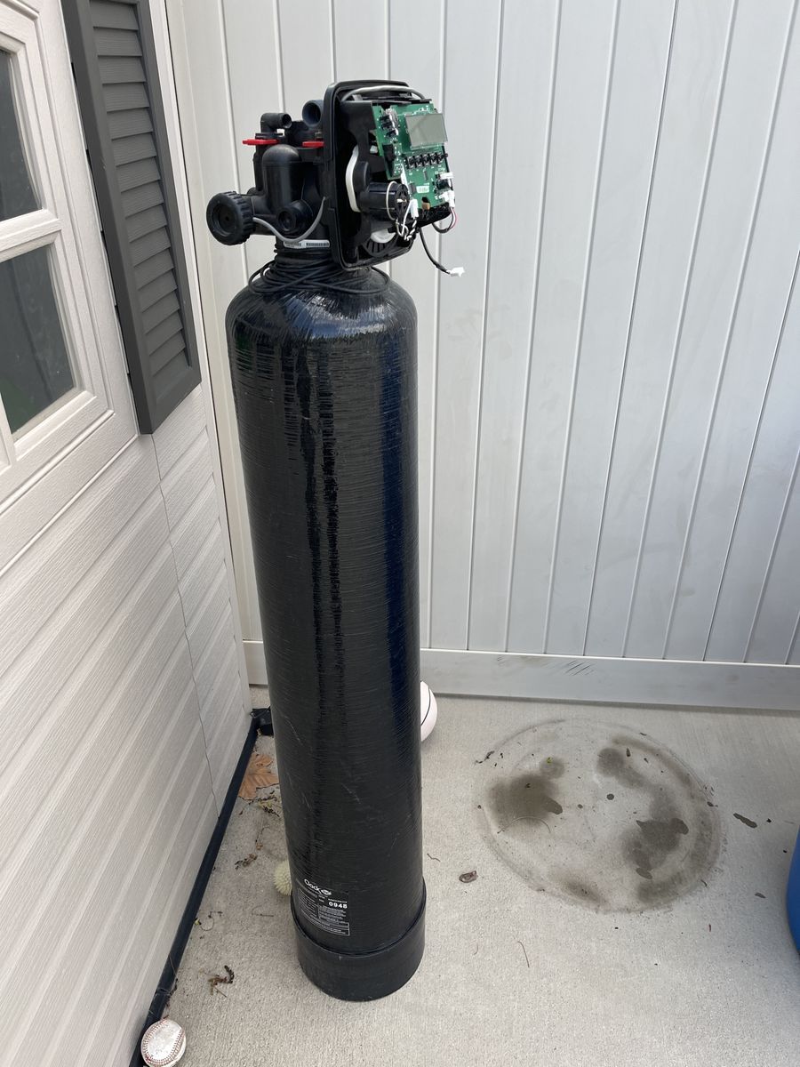 Free old water softener tank