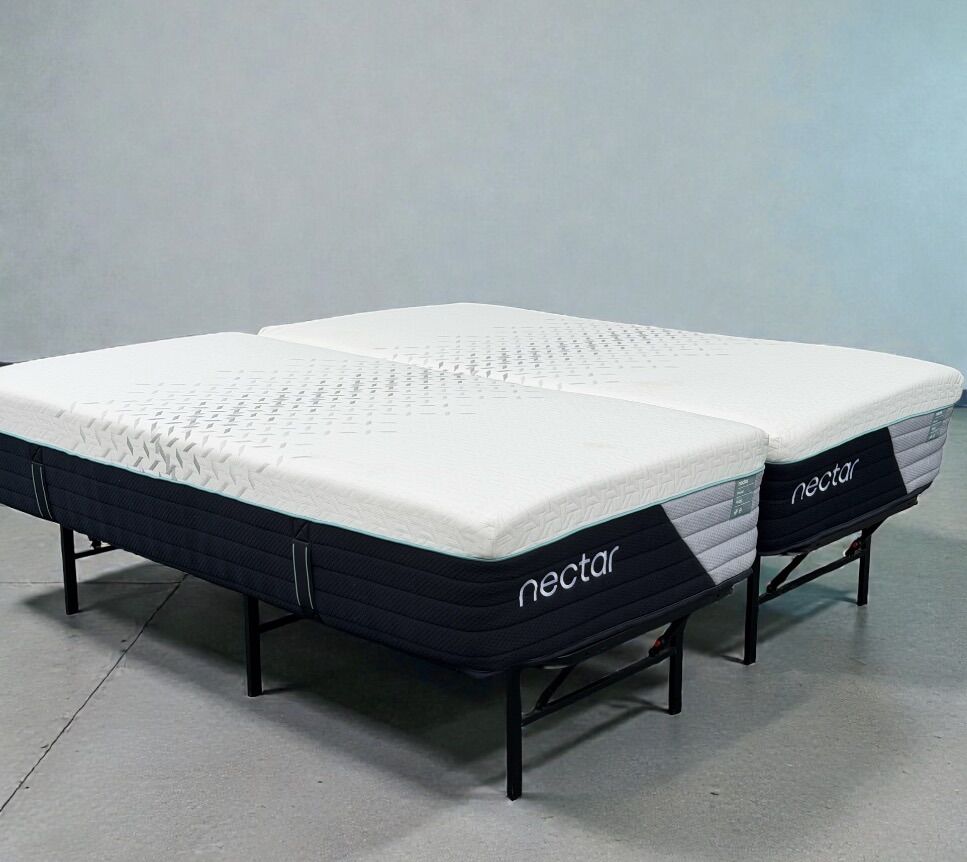 LIKE NEW! Split Cal King Nectar Premier Hybrid