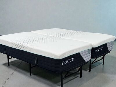 LIKE NEW! Split Cal King Nectar Premier Hybrid